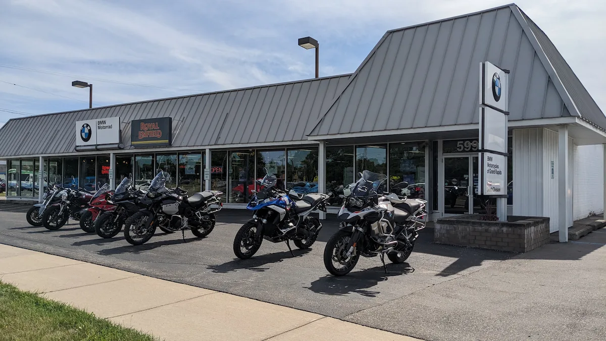 dealer store image